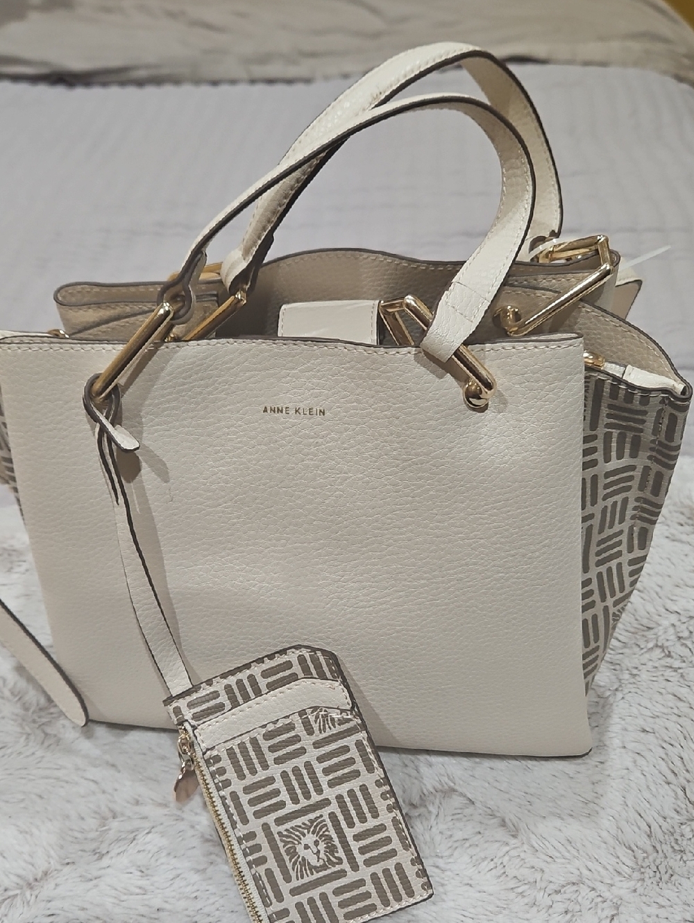 Anne Klein Cream Tote with Geometric Printed Pouch